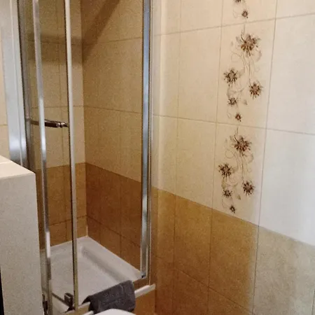 فندق مبيت وإفطار Alkor 3*