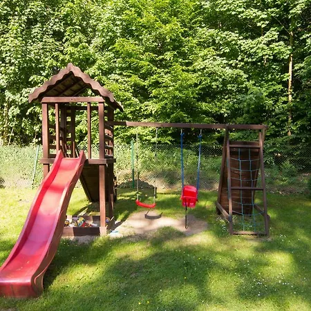 ベッド・アンド・ブレックファスト Alkor Drzensko (Lubusz)